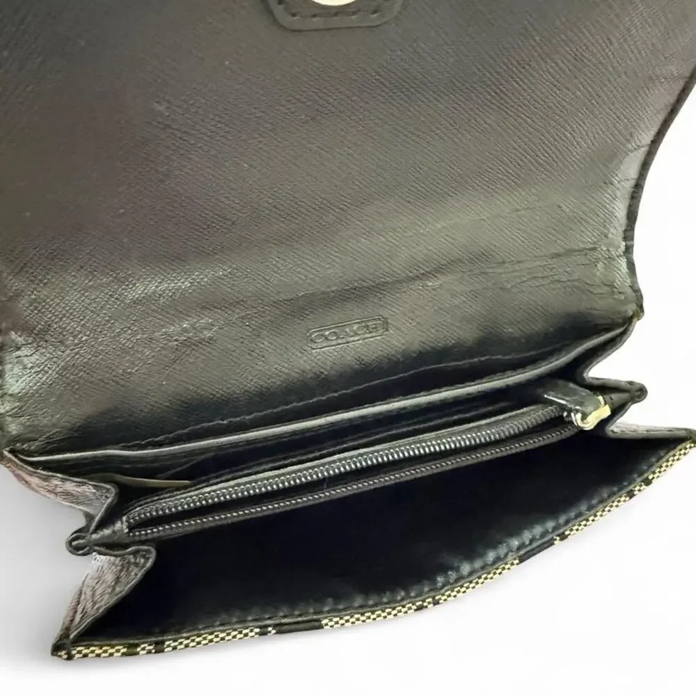 Coach signature crossbody bag